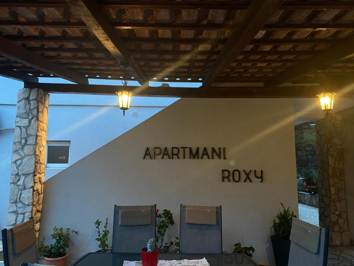 Apartmani Roxy Loviste Luaran gambar